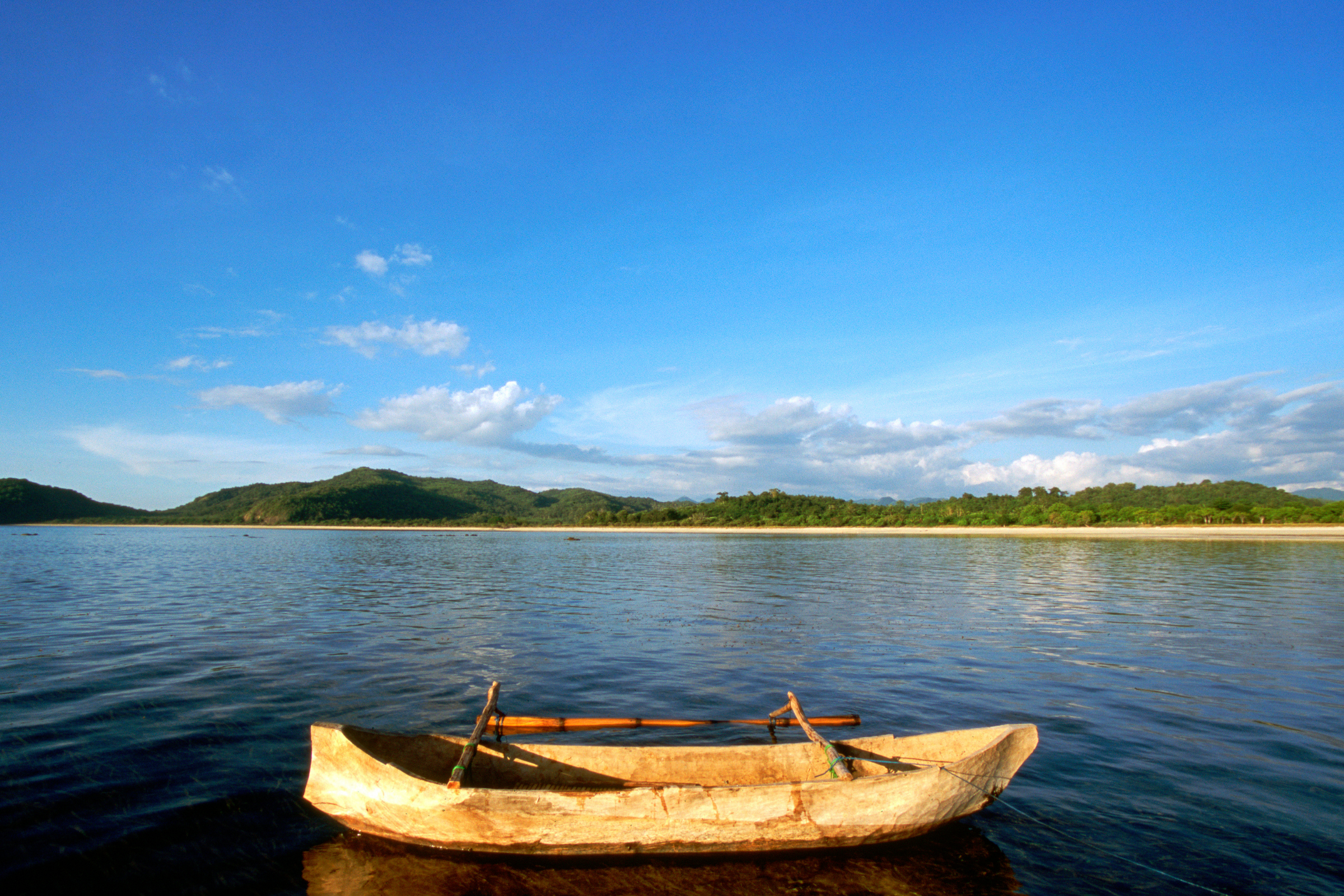 saleh bay, sumbawa (4).webp